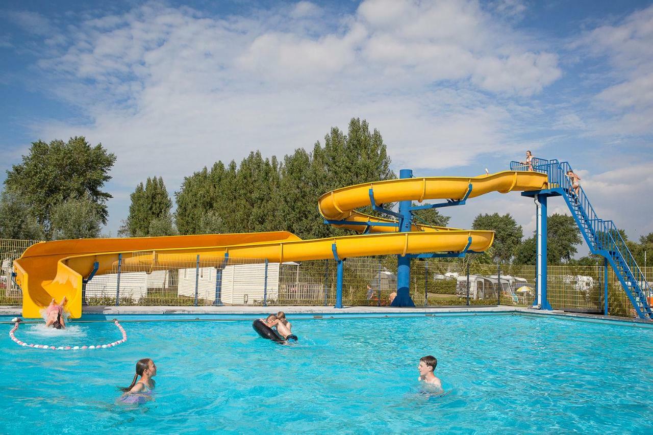 Kompas Camping Nieuwpoort Luaran gambar